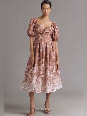 33). En Saison Twist Bust Cutout Floral Midi Dress Small Puff Sleeve NWT